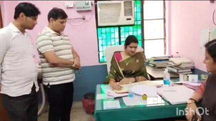 हर्रैया: राज्य महिला आयोग की सदस्य एकता सिंह ने सामुदायिक स्वास्थ्य केंद्र कप्तानगंज का किया निरीक्षण