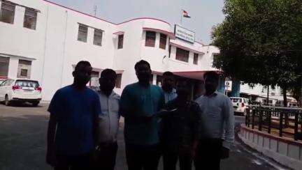 डूंगरपुर: राजस्थान संयुक्त मोर्चा संघर्ष समिति ने राज्यपाल हरिभाऊ बागड़े को सौंपा ज्ञापन