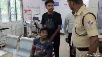 देवघर: पुंसिया में मामूली बात पर युवक को मारी गई गोली, अस्पताल में चल रहा इलाज