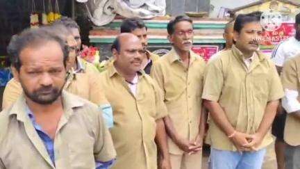 ఏలూరు నగరంలో ఆటో డ్రైవర్లు ట్రాఫిక్ నియమ నిబంధనలను పాటించాలని ట్రాఫిక్ సిఐ లక్ష్మణరావు డ్రైవర్లకు సూచించారు
