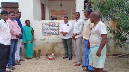 टाटीझरिया: बेडमक्का और मंगरपट्टा में प्रमुख द्वारा तीन विकास योजनाओं का उद्घाटन