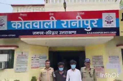 हरिद्वार: BHEL सेक्टर 4 से रानीपुर पुलिस ने नशे में धुत दो लोगों को दुपहिया वाहन से पकड़ा, ड्रिंक एंड ड्राइव के तहत कार्रवाई
