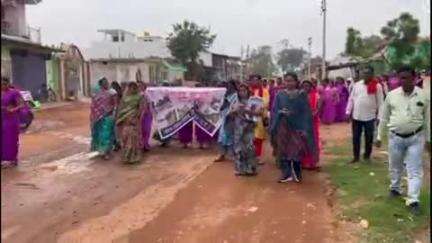 राजिम: ग्राम कौन्दकेरा में 'मोर गांव, मोर पानी' महाअभियान के तहत निकाली गई जागरूकता रैली