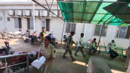 जहानाबाद: तुरकौल गांव में छेड़छाड़ के आरोपी को पकड़ने गई पुलिस टीम और आरोपी के परिजनों में झड़प, कई पुलिसकर्मी घायल