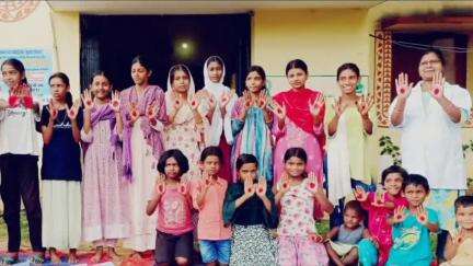 कैरो: ज़िले के प्रखंडों में माहवारी स्वच्छता दिवस पर जागरूकता अभियान, किशोर-किशोरियों ने तोड़ी चुप्पी, अपनाई स्वच्छता