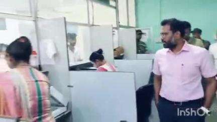 गोपालगंज: DM ने बसडीला DRCC का औचक निरीक्षण किया, कर्मियों को दिए दिशा-निर्देश