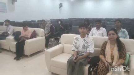 गुना नगर: शासकीय पीजी कॉलेज में इंडिया गॉट टैलेंट जिला स्तरीय प्रतियोगिता का समापन, चयनित विद्यार्थी सम्मानित