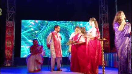 কৃষ্ণনগর ১: কৃষ্ণনগর রবীন্দ্রভবনে কৃষ্ণনগর ক্রিয়েটিভ একাডেমির ২৫ বছর বর্ষপূর্তি উপলক্ষে রবীন্দ্র, নজরুল সন্ধ্যা অনুষ্ঠিত হলো