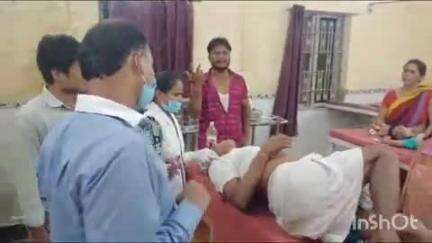 गोपालगंज: बेदू टोला में आपसी विवाद में दो पक्षों के बीच मारपीट, अधेड़ पर तलवार से हमला, अस्पताल में भर्ती