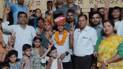 बीदासर: गांव ज्याक की किसान की बेटी रोशनी ने 99.17 प्रतिशत अंक प्राप्त कर लहराया सफलता का परचम