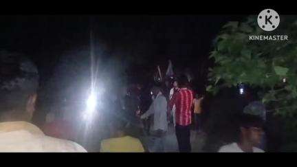 कुढ़नी: कुढ़नी थाना क्षेत्र में दुष्कर्म पीड़िता के गांव से निकला आक्रोश मार्च, दुष्कर्मी को फांसी देने की मांग