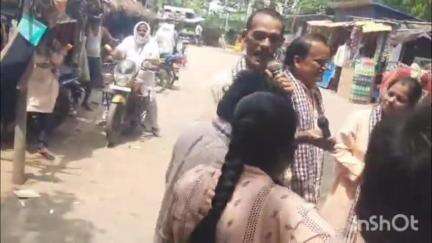पीरो: पीरो में विभिन्न जगहों पर योजनाओं की जन जागरूकता के लिए नुक्कड़ नाटक का आयोजन किया गया