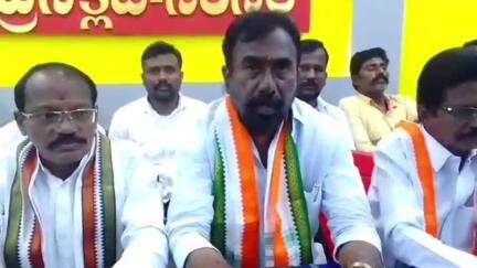 సిరిసిల్ల: రాజకీయాలను భ్రష్టు పట్టించింది బీఆర్ఎస్ పార్టీనే: కాంగ్రెస్ పార్టీ సీనియర్ నేత వైద్య శివప్రసాద్