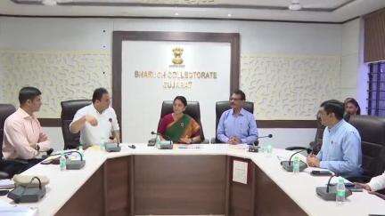 ભરૂચ: શહેરની કલેકટર કચેરી ખાતે બાળ અધિકાર સંરક્ષણ આયોગની બેઠક યોજાઇ