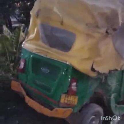 नरपतगंज: नरपतगंज बाजार के समीप एनएच पर अज्ञात ट्रक ने ऑटो में मारी टक्कर, चालक सहित तीन गंभीर रूप से घायल
