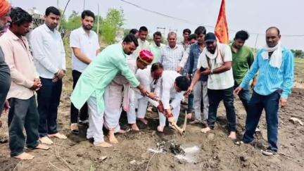 कालापीपल: कालापीपल विधायक घनश्याम चंद्रवंशी ने भरदी में हनुमान मंदिर निर्माण का भूमि पूजन किया