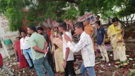 अंबड: अंबड नगर पालिका स्वच्छता उदासीनते बाबत बाळानगर वाशीयांचे आमरण उपोषणास सुरुवात#jansamsya