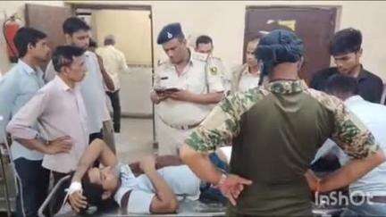 गोपालगंज: संत मोड़ के पास युवक पर फायरिंग, दोनों पैरों में लगी गोली, अस्पताल में भर्ती, पुलिस जांच में जुटी