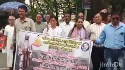 उज्जैन शहर: दलित, ओबीसी एवं आदिवासी संगठन ने रैली निकालकर कलेक्ट्रेट कार्यालय में ज्ञापन दिया