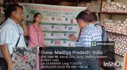 गुना नगर: पॉल्यूशन कंट्रोल बोर्ड और नगर पालिका की टीम ने शहर में दुकानों का निरीक्षण किया, अमानक पॉलिथीन ज़ब्त कर कार्रवाई की