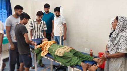 छातापुर: छातापुर के उधमपुर में पति ने पत्नी पर किया हमला, पुलिस जांच में जुटी