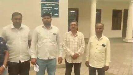शिरोळ: जागतिक बँकेच्या निधीतुन नदी पात्रातील गाळ,पुलाचे भराव हटवण्याची कामे प्राधान्याने करा आंदोलन अंकुश संघटनेची मागणी