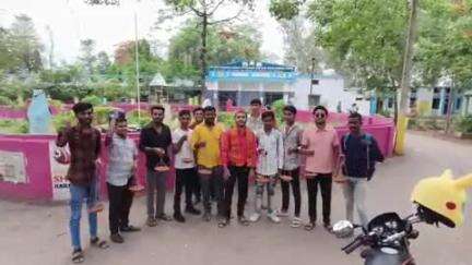 अभनपुर: अखिल भारतीय विद्यार्थी परिषद इकाई नवापारा के द्वारा गर्मी में पक्षियों के लिए चलाया गया विशेष अभियान