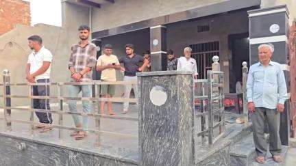 पलवल: डॉक्टरों की लापरवाही से 23 वर्षीय युवक की मौत, परिजनों का आरोप- ENT डॉक्टर ने किया पेट दर्द का इलाज