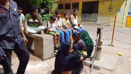 उन्नाव: पुरवा क्षेत्र में सड़क हादसे में एक युवक और वृद्ध की हुई मौत, परिजनों ने जिला अस्पताल में घटना की दी जानकारी