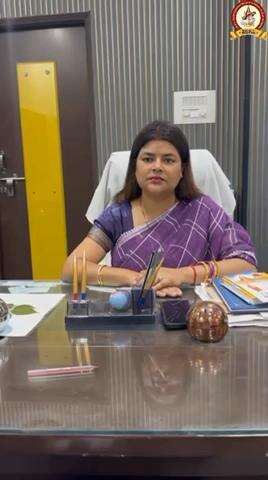 Mahila samanvayak chandra nagar vibhag/principal SBRL Academy stuti gupta leaded tiranga yatra