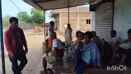 मनिका: औवराटार गांव में युवक ने फांसी लगाकर आत्महत्या की, पुलिस जांच में जुटी