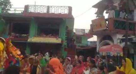 पोखरी: कार्तिक स्वामी की चल विग्रह मूर्ति का पोखरी से बमनाथ व भदूडा होते हुए गजेंड़ कार्तिक स्वामी मंदिर के लिए प्रस्थान