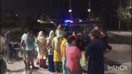 कोल: विद्युत कटौती से कांशीराम आवास में रहने वाले लोग हुए परेशान, बिजली घर पहुंचकर काटा हंगामा #Jansamasya
