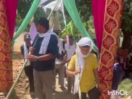 इंदौरा: पंडोरा स्थित पीर बाबा के मंदिर में गुरुवार को हुआ ध्वजारोहण, दोपहर बाद होगा भंडारा