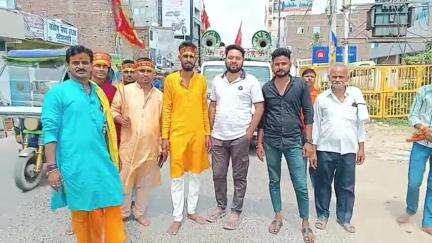 समस्तीपुर: धर्मपुर 54 नंबर गुमटी के पास मंदिर में मूर्ति स्थापना के लिए निकाली गई भव्य कलश शोभा यात्रा
