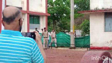सिरोंज: लाखों का घोटाला करने वाले सिरोंज HDFC बैंक के उप प्रबंधक ने न्यायालय में किया आत्मसमर्पण