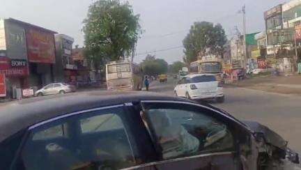 पंचकूला: अब्दुल्लापुर कॉलोनी पिंजौर में बस और कार की टक्कर, एक व्यक्ति घायल, वाहन क्षतिग्रस्त