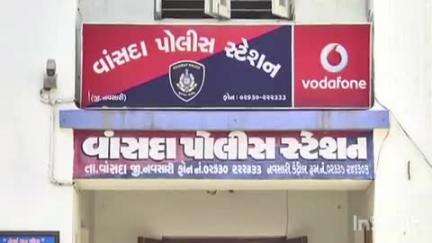 વાંસદા: ઉપસળ ગામમાં આરોપીએ એકબીજાની મદદગારી વડે ફરિયાદીને માર મારી જાનથી મારી નાખવાની ધમકી અંગે પોલીસ ફરિયાદ