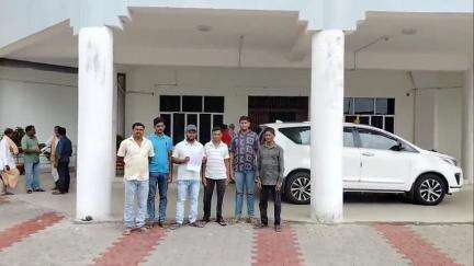 ବୌଦ୍ଧ ସଦର: ଲାଣ୍ଡିବନ୍ଧ ପାୱାର ହାଉସ ଛକରେ ନଳକୂପ ଖୋଳାଯିବା ଦାବିରେ ଜିଲ୍ଲାପାଳଙ୍କ ଦ୍ୱାରସ୍ଥ ହେଲେ ସ୍ଥାନୀୟ ବାସୀନ୍ଦା