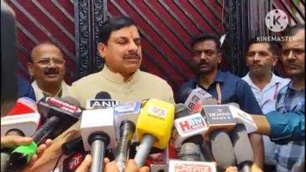 हुज़ूर: भोपाल में क्राफ्टरुट्स हस्तशिल्प प्रदर्शनी में बोले CM डॉक्टर मोहन यादव, कहा- हर हाथ को हुनर हर हुनर को अवसर देना है