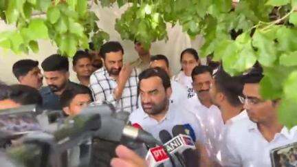 नागौर: नागौर सांसद हनुमान बेनीवाल और प्रतिनिधिमंडल ने राज्यपाल से की मुलाकात, एसआई भर्ती रद्द कराने की मांग की