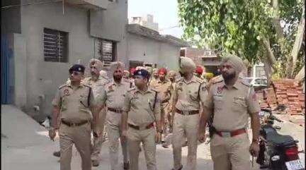 ਬਰਨਾਲਾ: ਯੁੱਧ ਨਸ਼ਿਆਂ ਵਿਰੁੱਧ ਮੁਹਿੰਮ ਦੇ ਚੱਲ ਰਿਹਾ ਅੱਜ ਹੰਡਿਆਇਆ ਵਿਖੇ ਚਲਾਇਆ ਗਿਆ ਕਾਸੋ ਆਪਰੇਸ਼ਨ ਐਸਐਸਪੀ ਬਰਨਾਲਾ ਰਹੀ ਮੌਜੂਦ