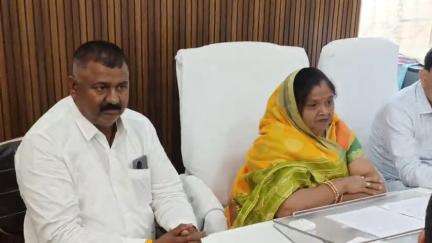 बुरहानपुर नगर: बुरहानपुर में कांग्रेस पार्षद दल ने नगर निगम कार्यालय में परिषद की बैठक आयोजित करने की मांग की