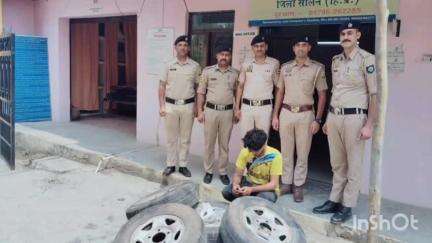 सोलन: कुनिहार में बोलेरो कैम्पर गाड़ी के चोरी हुए टायर के मामले में पुलिस ने 2 आरोपियों को किया गिरफ्तार, टायर भी बरामद