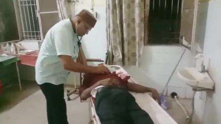 बबेरू: सतन्याव गांव के पास बाइक सवार युवक की विद्युत पोल से टकराने से हुई मौत, पुलिस ने शव का करवाया पोस्टमार्टम