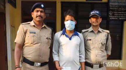 लमगड़ा: लमगड़ा पुलिस ने पिपली तिराहे के समीप शराब की अवैध तस्करी कर रहे एक व्यक्ति को किया गिरफ्तार, मुकदमा दर्ज