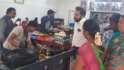 தருமபுரி: பேருந்து நிலையம் மற்றும் சுற்றுவட்டார பகுதிகளில் உணவு பாதுகாப்பு துறையினர் திடீர் ஆய்வு.