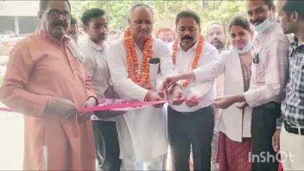 गोला गोकरणनाथ: गोला नगर पालिका परिषद में निःशुल्क नेत्र शिविर में 250 लोगों का हुआ परीक्षण