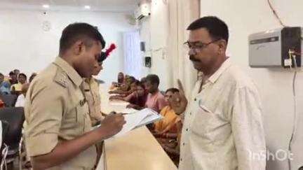 आरा: भोजपुर एसपी ने अपने कार्यालय में लगाया जनता दरबार, लोगों को मिल रहा न्याय