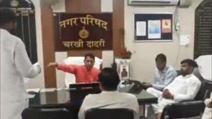 चरखी दादरी: CM नायब सिंह सैनी से चंडीगढ़ में चरखीदादरी नगर परिषद चेयरमैन बख्शीराम सैनी ने की मुलाकात